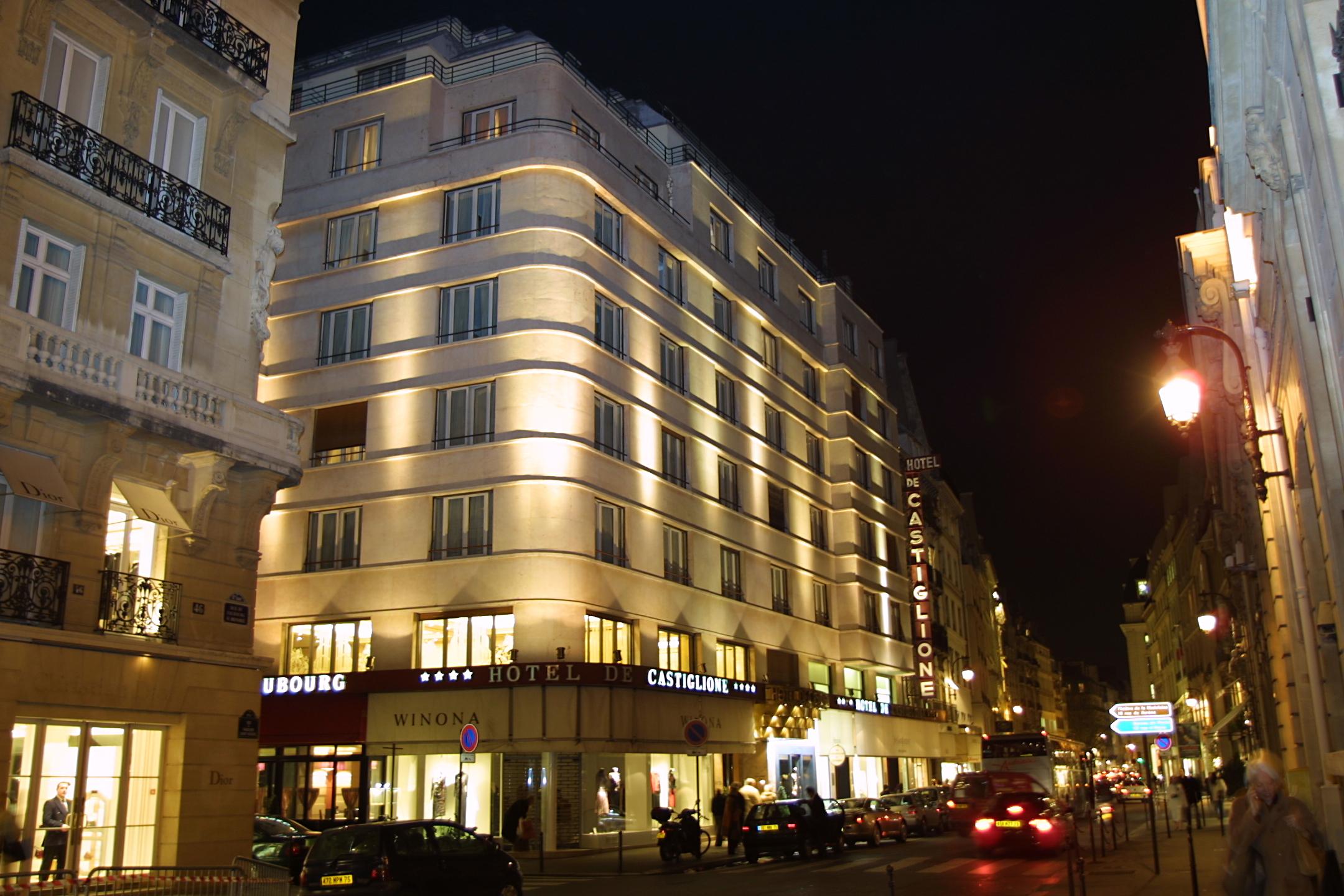 โรงแรมเดอ กาสติลียอน ปารีส ภายนอก รูปภาพ